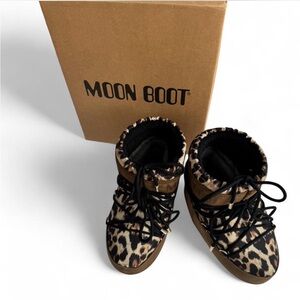 Leopard Print Moon Boots